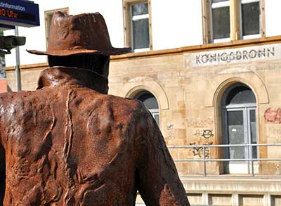 Elserstatue vor dem Bahnhof in Königsbronn Foto: Frank Wagner